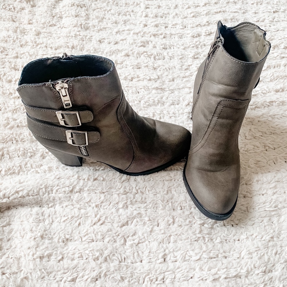 Wassio botties size 10